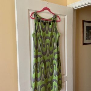 Jessica Simpson dress size 12 with pockets!